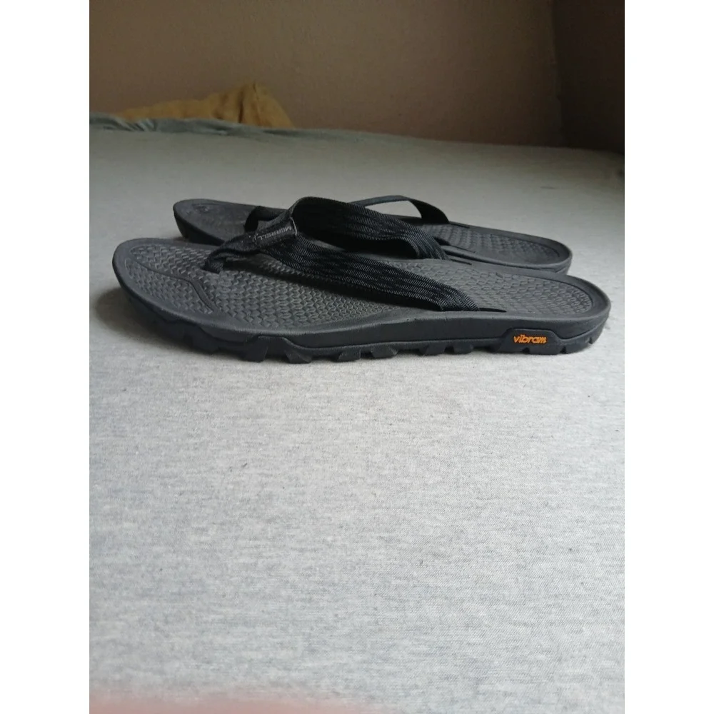 Merrell Sandals Mens 13 Breakwater Flip Vibram Outdoor Casual Comfort Slip On